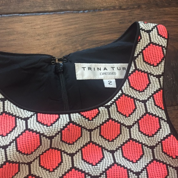 ‼️CLOSET SALE‼️ NWOT Trina Turk Coral Geometric Print Rosalynn Sleeveless Dress - Picture 5 of 7